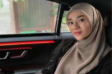 Clara Shinta Bongkar...