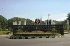 20 PTN dengan Peminat...