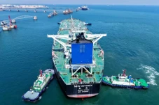 Krisis Selat Hormuz,...