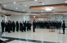 Menpora Erick Lantik...
