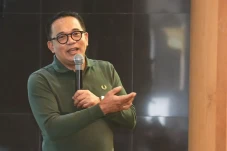DPR Dorong Pemerintah...
