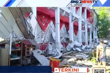 BMKG: Gempa M7,6 di...