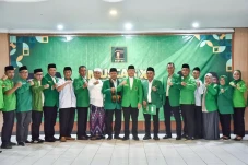 Ulama PPP Jawa Barat...