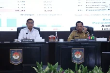 Mendagri dan Kepala...