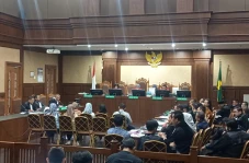 Ada Duit Setan Terungkap...
