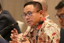Indonesia Butuh Nakhoda,...