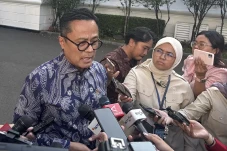Tuntaskan Masalah Kereta...