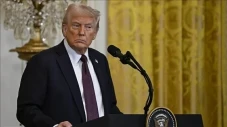 Trump Hadapi Upaya Pemakzulan...