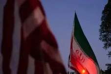 Iran: Perundingan dengan...