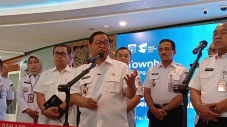 Pramono Copot Lurah...