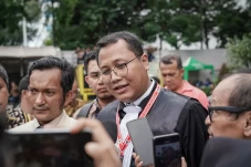 Ketua Ombudsman Jadi...