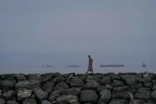 Iran Buka Selat Hormuz,...