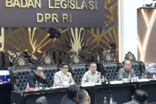 12 Materi Strategis...