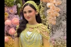 Pesona Syifa Hadju Saat...