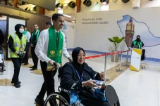 Bandara Madinah Layani...