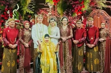 El Rumi dan Syifa Hadju...
