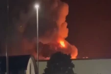 Kebakaran Hebat Lumat...