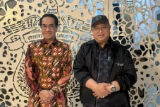 Anggota Dewan Pembina...