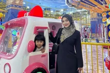 Ria Ricis Akui Operasi...