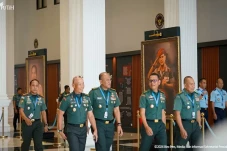 Presiden Prabowo Akan...
