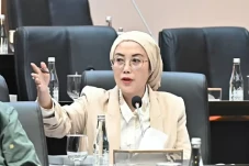 DPR Minta Pelaku Dugaan...
