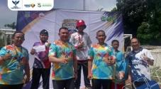 Dukung Prestasi Atlet,...