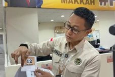 Cegah Jemaah Haji Lansia...