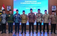 Profil Arnold Ritiauw,...