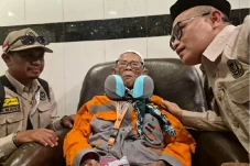 Digendong saat Tiba...