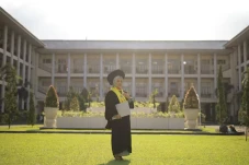 Cerita Bella Putri Maharani,...