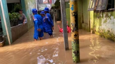 Banjir Kembali Rendam...