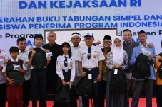 Jaga Indonesia Pintar...
