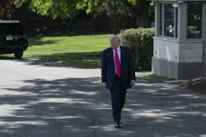 Trump Ingin Selamatkan...