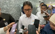 Menkes Rombak Jam Kerja...