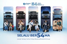 54 Tahun Bluebird Group:...