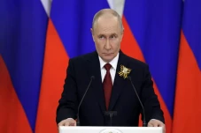Putin Bilang Perang...