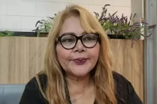 Eva Manurung Bocorkan...