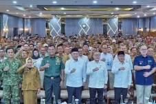 Hadiri Munas Papdesi,...