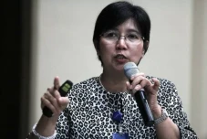 Rupiah Ambruk hingga...