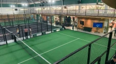 Olahraga Padel Naik...