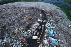 Atasi Persoalan Sampah,...