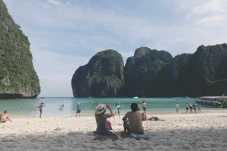 Keamanan Jadi Prioritas,...