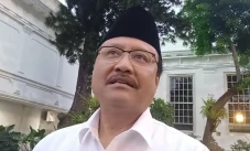 Kemensos Lelang Emas...