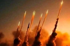 Iran Janji Perluas Perang...