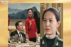 Benarkah Pelayan Cantik...