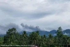 Waspada, Gunung Dukono...