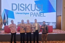 Hadapi Dampak Negatif...