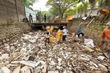 Cegah Banjir, 39,7 Ton...
