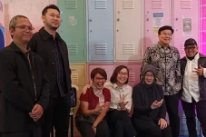 Penampilan Finalis Indonesian...