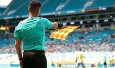 FIFA Terapkan Teknologi...